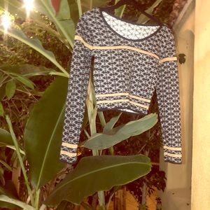 Crop sweater